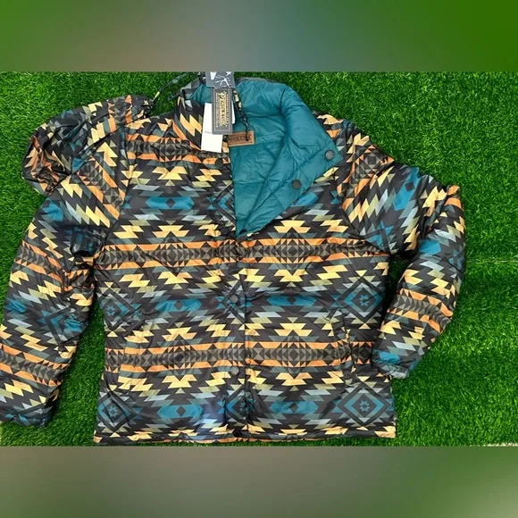 WOMEN'S  Pendleton REVERSIBLE JACKET - Picture 3 of 14